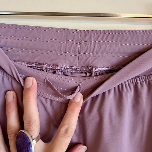 Lululemon performance high-rise pants - Picture 3 of 6